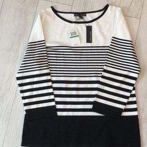 Cable and Gauge Ladies nylon dress sweater.